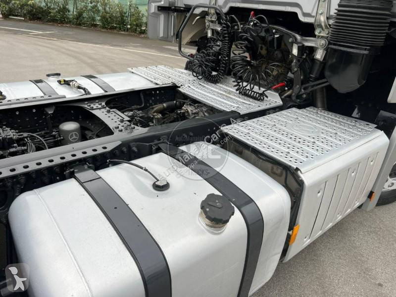 Traktor Mercedes