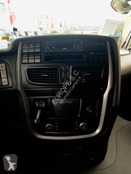 Traktor Iveco