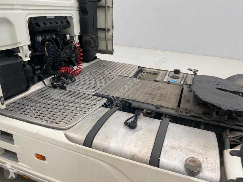 Traktor DAF 460 Super Space Cab