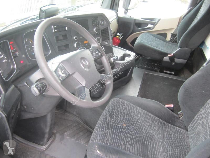 Traktor Mercedes 1845