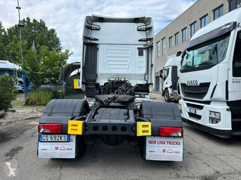 Cabeza tractora Iveco