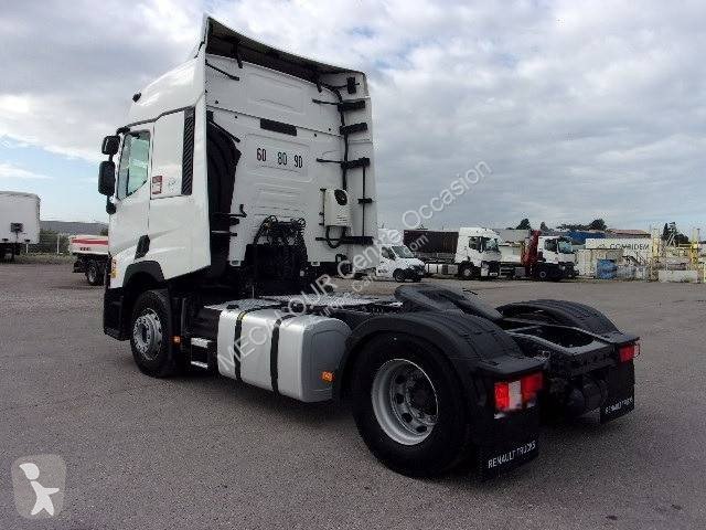 Tractor Renault