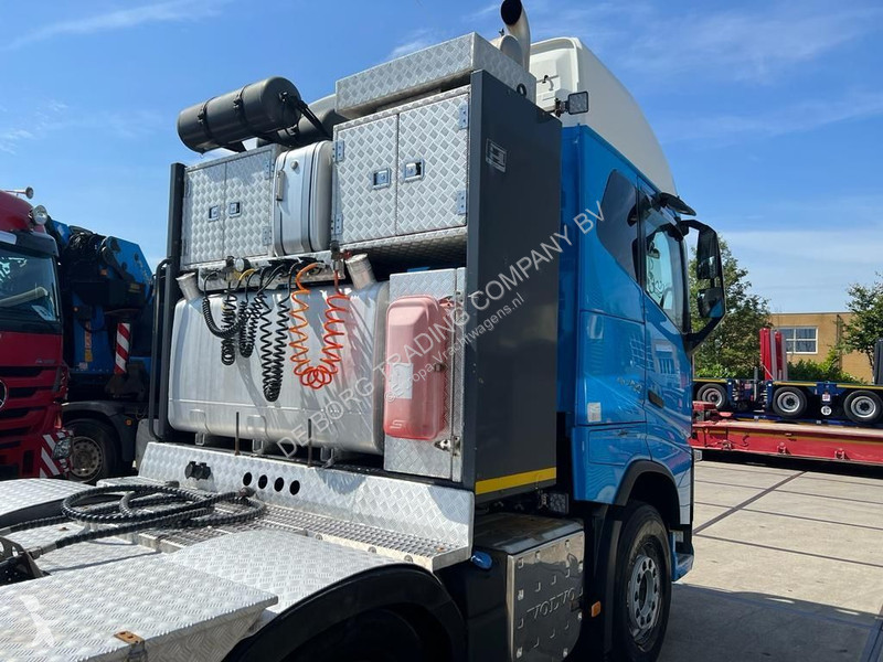 Traktor Volvo 16750 8x4 Heavy Haulage Tractor