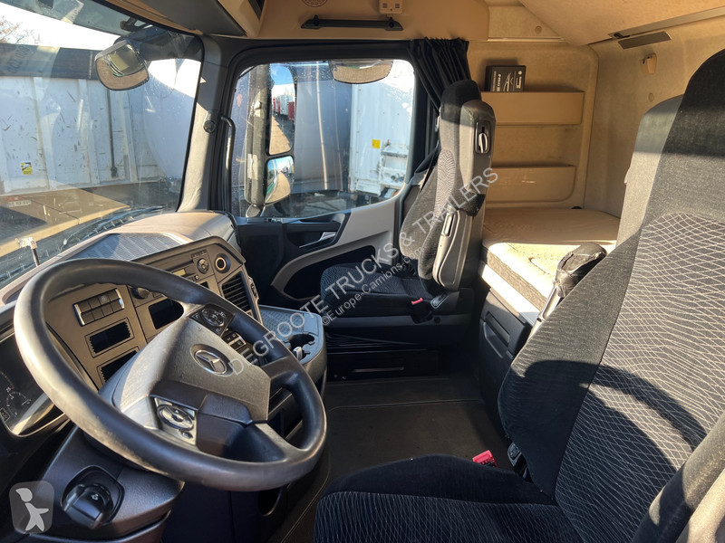 Trekker Mercedes 1845 BigSpace