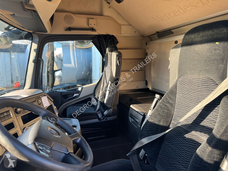 Trattore Stradale Mercedes 1845 BigSpace