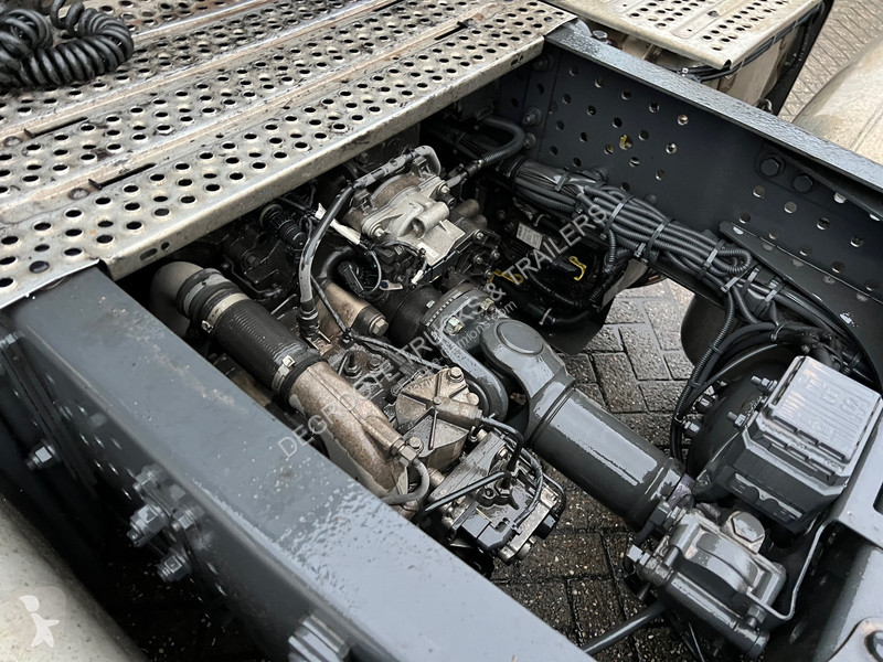 Traktor Mercedes 1845 BigSpace