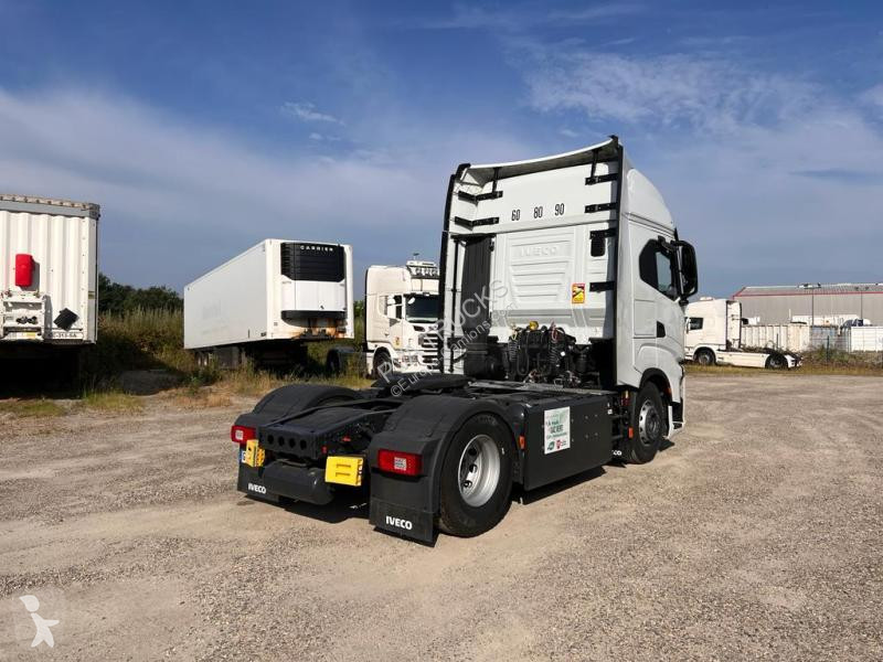 Tracteur Iveco 460 CNG