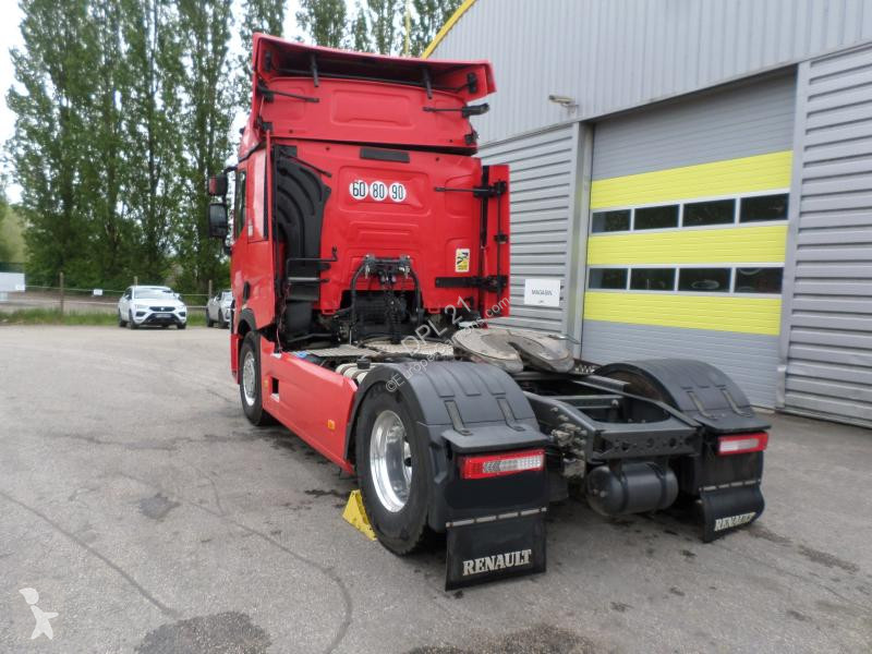 Traktor Renault 520 T-Series