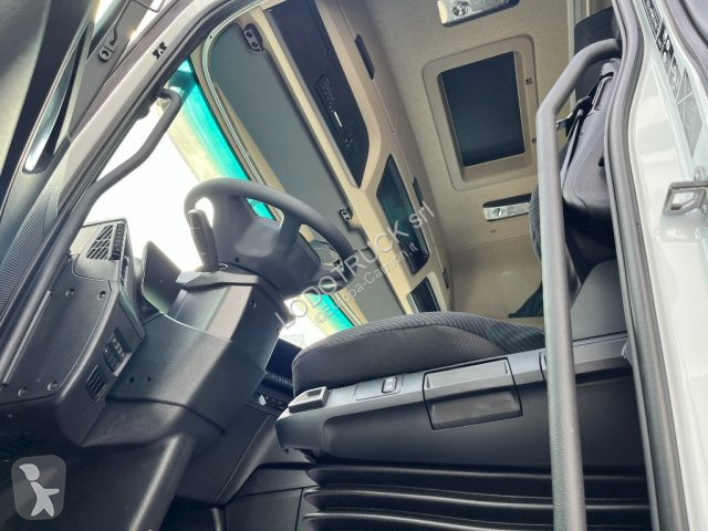 Tahač Mercedes ACTROS