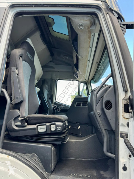 Traktor Iveco 420 Airco , Retarder , Active Space