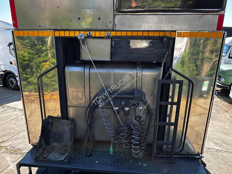 Tahač Volvo 16750 8X4 Tractor-unit Push-pull...
