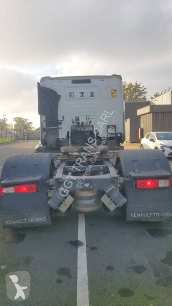 Tractor Renault