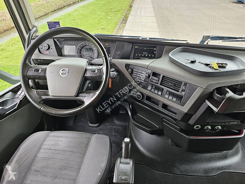 Traktor Volvo 500 XL MEGA X-LOW I-P-C
