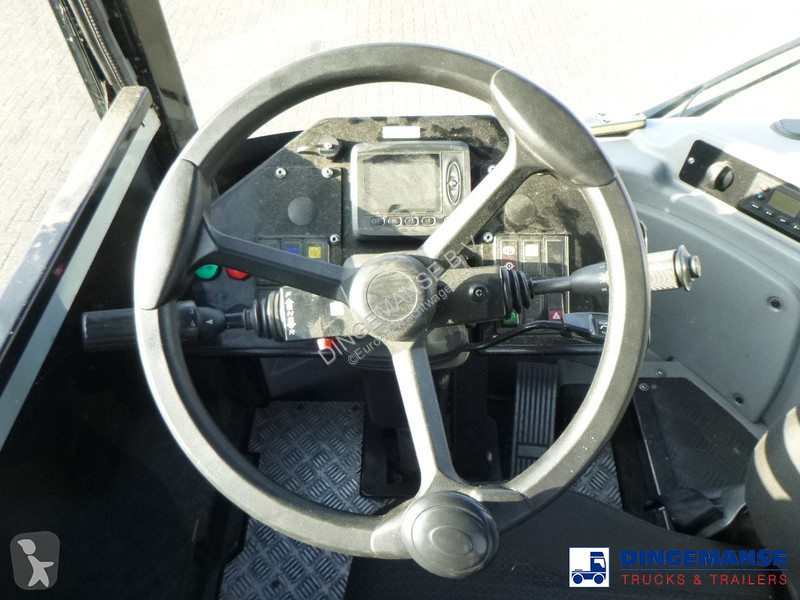 Traktor MOL RM 255 4X4 terminal drawbar tractor...
