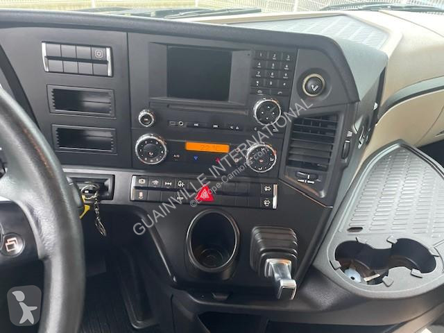 Traktor Mercedes 1845