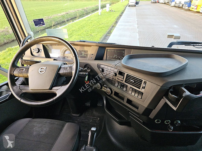 Tahač Volvo 500 XL HUBSATTEL X-LOW