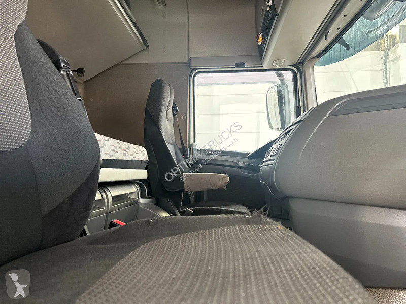 Traktor DAF 106460 SPACECAB