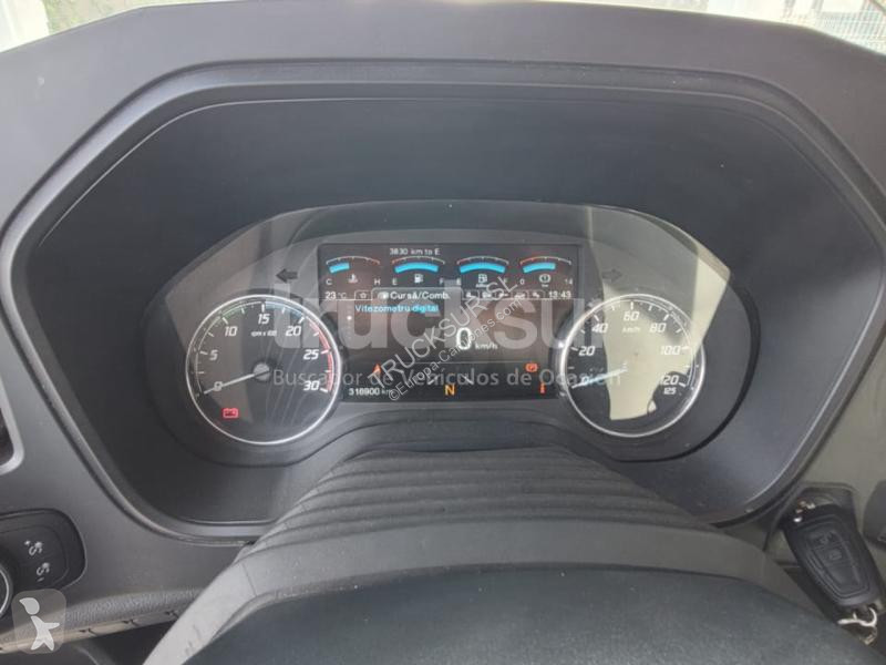 Traktor Ford F-MAX 500