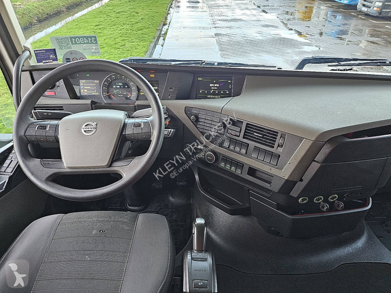 Tahač Volvo FH  PTO 2X TANK VEB+ IPC