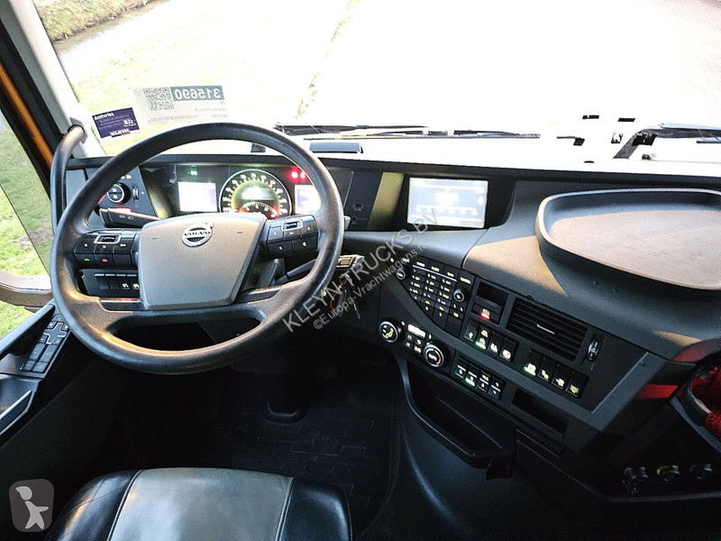 جرار Volvo 420 VOITH RET. LEATHER