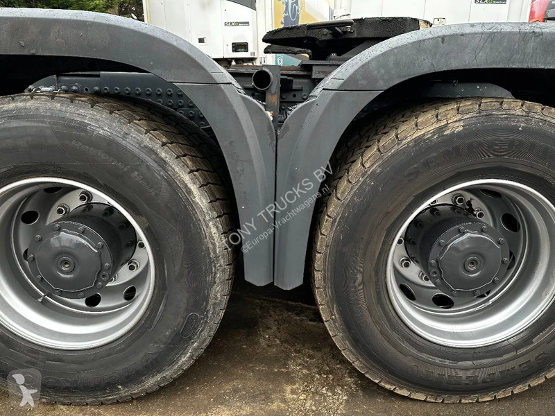 Trekker Mercedes AROCS 3 8X4 Tractor-unit...