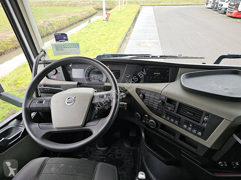 Trekker Volvo FH  VEB+ 2X TANK
