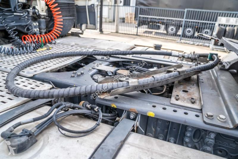 Traktor DAF + HYDRAULIQUE (50Ton)