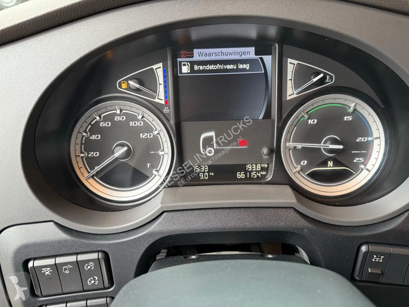 Trekker DAF 480 SSC Super Space Hydraulic 2...