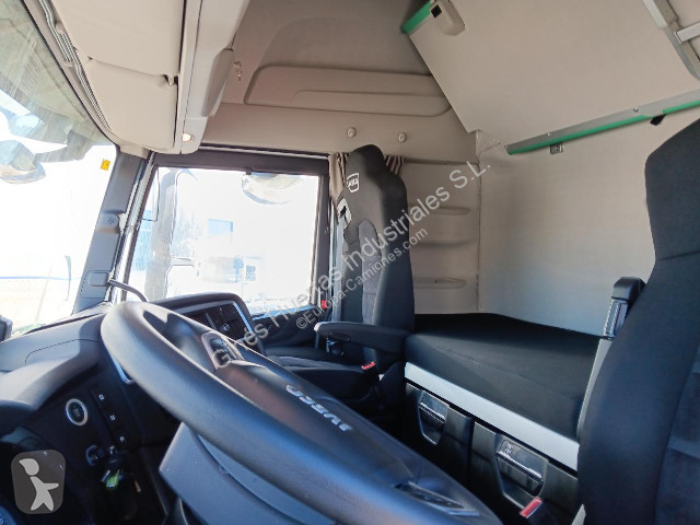 Traktor Iveco AS 440 S 51 TP S-Way