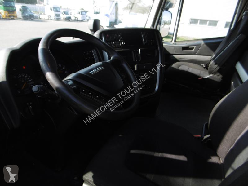 Tracteur Iveco NP 460