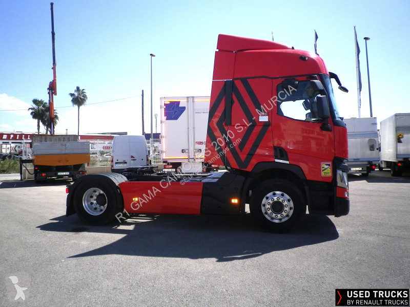 Traktor Renault