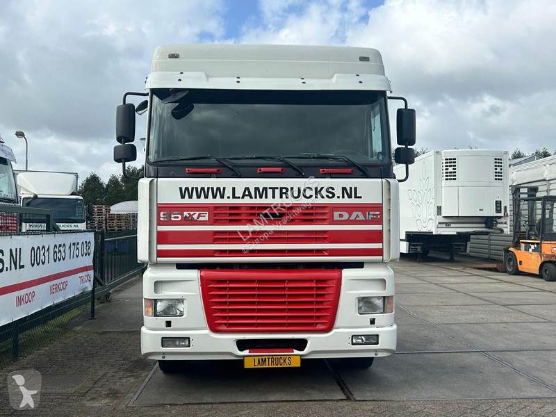 Cabeza tractora DAF 95430 EURO 3 TOP CONDITION