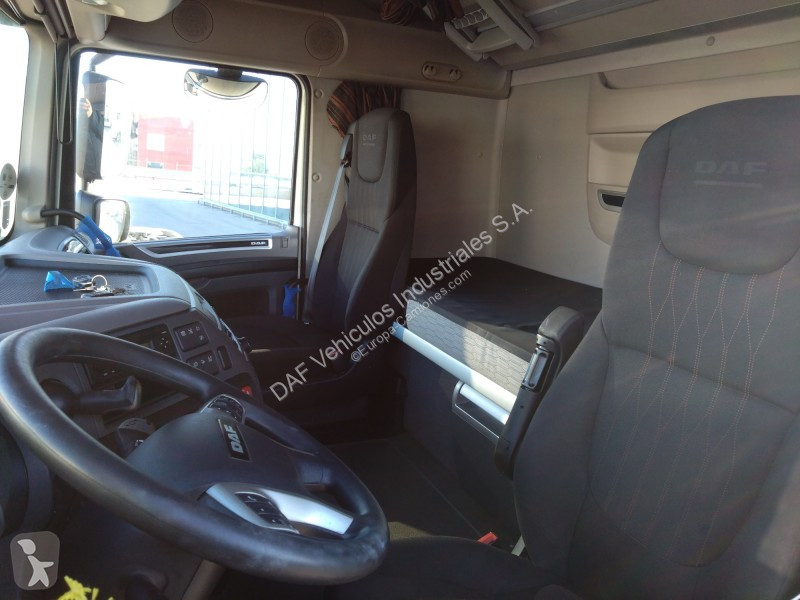 Traktor DAF 480 FT 4X2