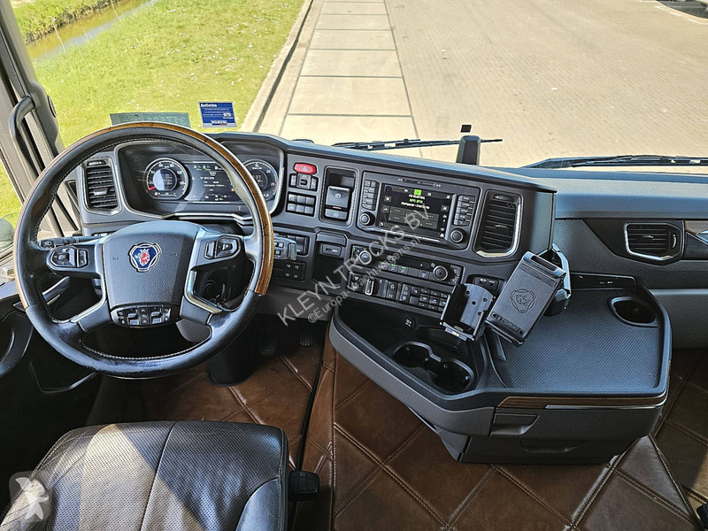 Trekker Scania 6X2*4NB RET. LEATHER
