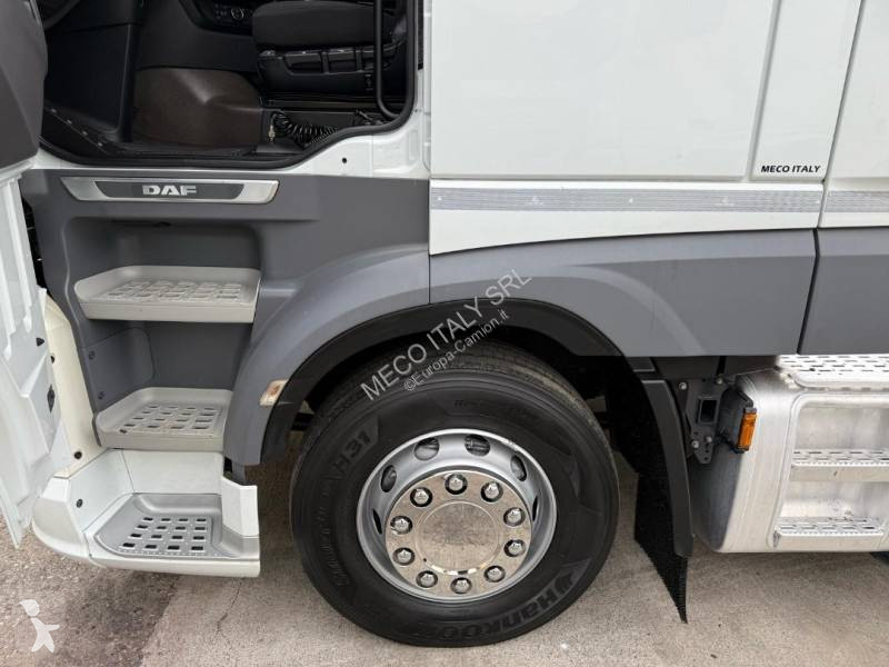 Trattore Stradale DAF