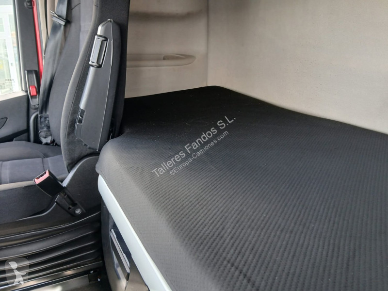 Cabeza tractora Iveco  460 AUTOMATICO CON INTARDER