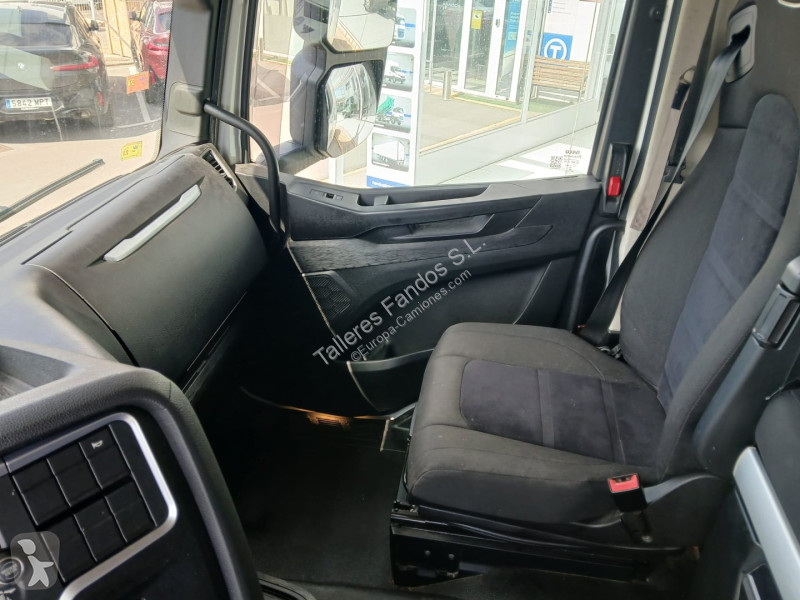 Cabeza tractora Iveco  480 AUTOMATICO CON INTARDER