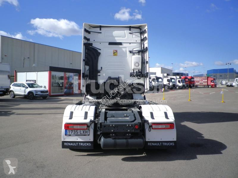 Traktor Renault  T520 HIGH SLEEPER CAB