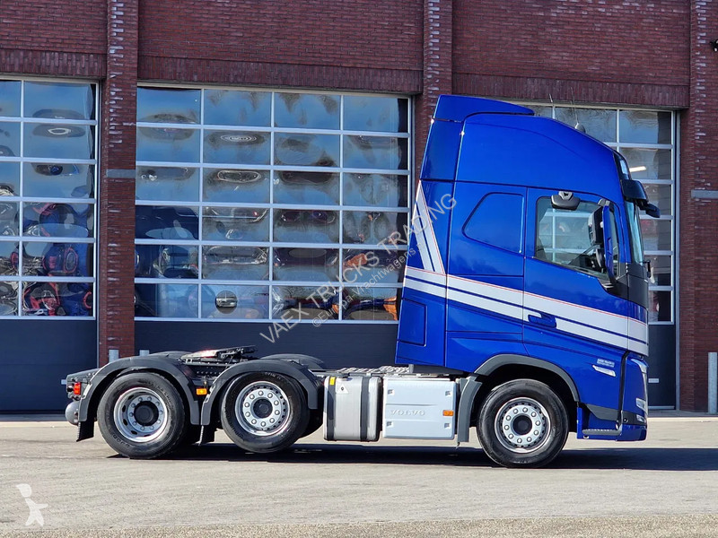 Traktor Volvo 13500 Globetrotter XL 6x2 - I...