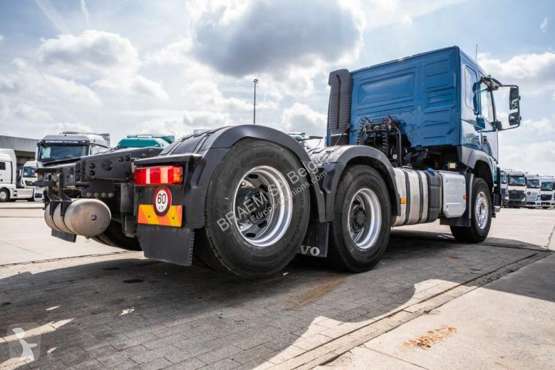Traktor Volvo 460-6x4