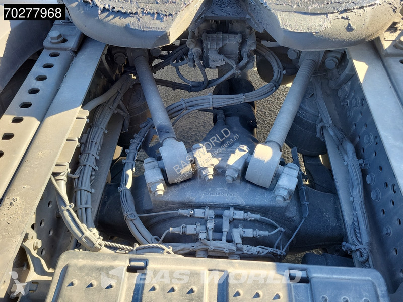 Tractor Mercedes 1851 4X2 BigSpace 2x Tanks