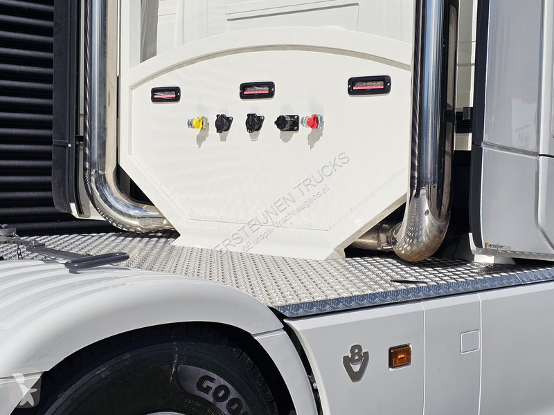 Trekker Scania T660 V8 6x4 TOREDO / HAUBER /...