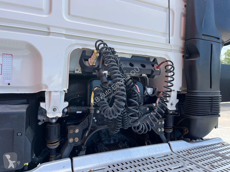 Tahač DAF 440 FTP 6x2