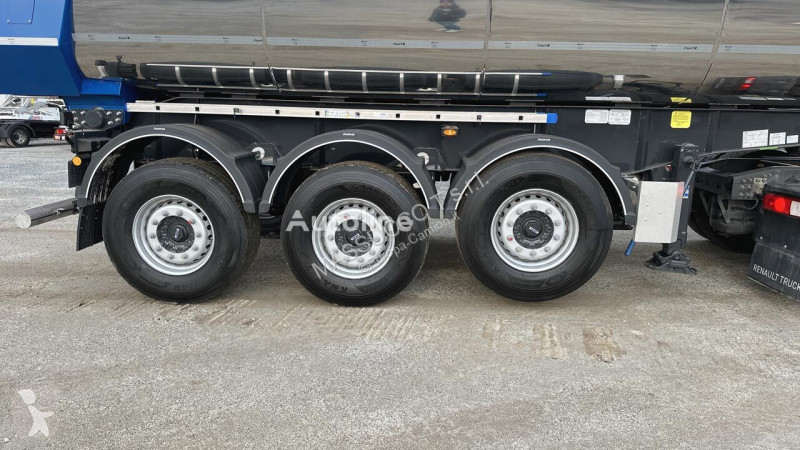 Traktor Renault T3SP38