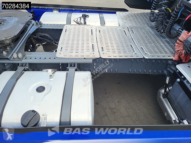 Tahač DAF + 530 + 4X2 Retarder 2x Tanks Alcoa's...