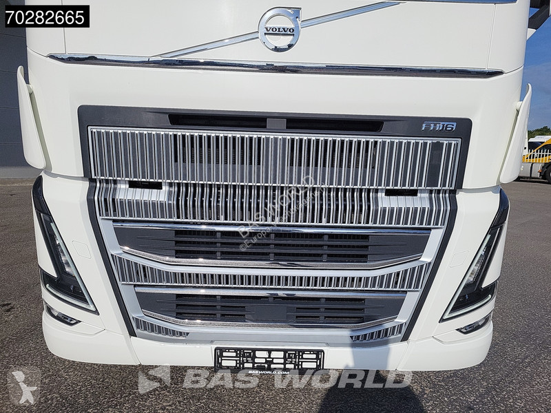 Tractor Volvo 750 6X6 X-Track Liftachse...
