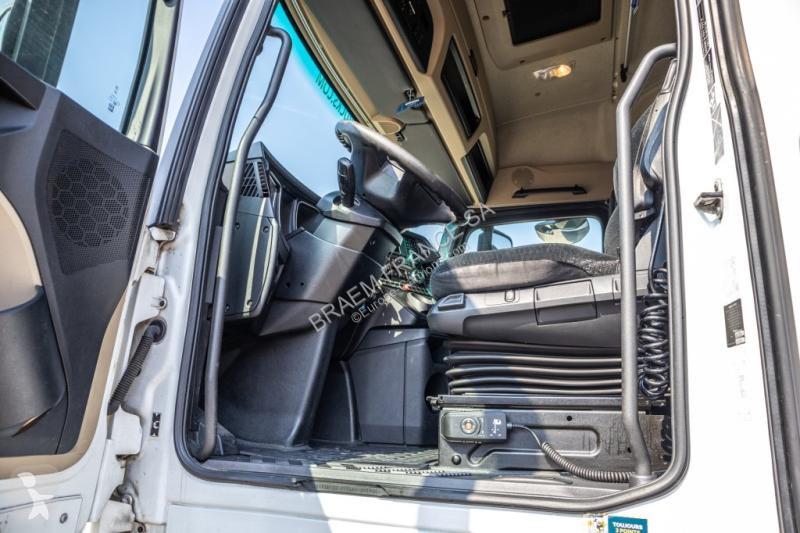 Tahač Mercedes ACTROS 1845 LS