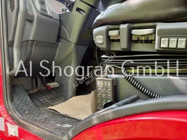 Tracteur Iveco 560...