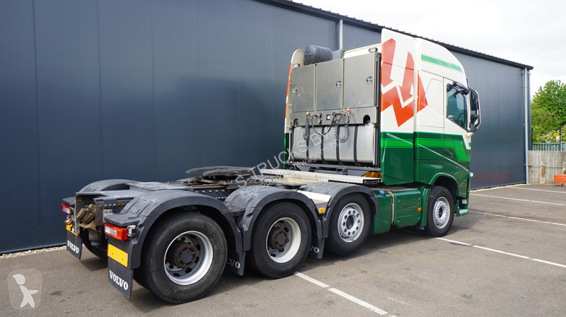 Tracteur Volvo 750 8X4 260T 683.000KM