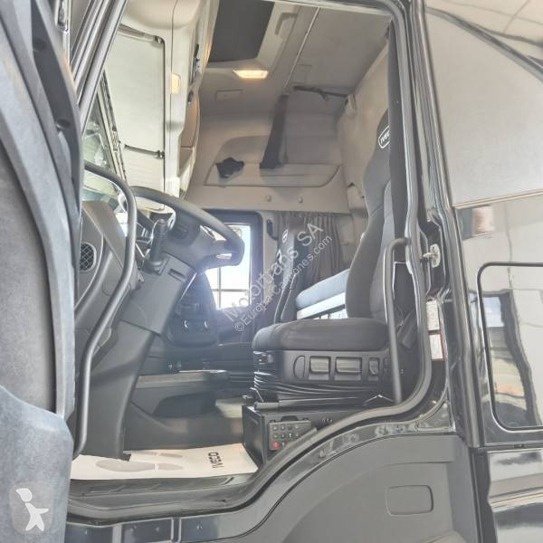 Traktor Iveco